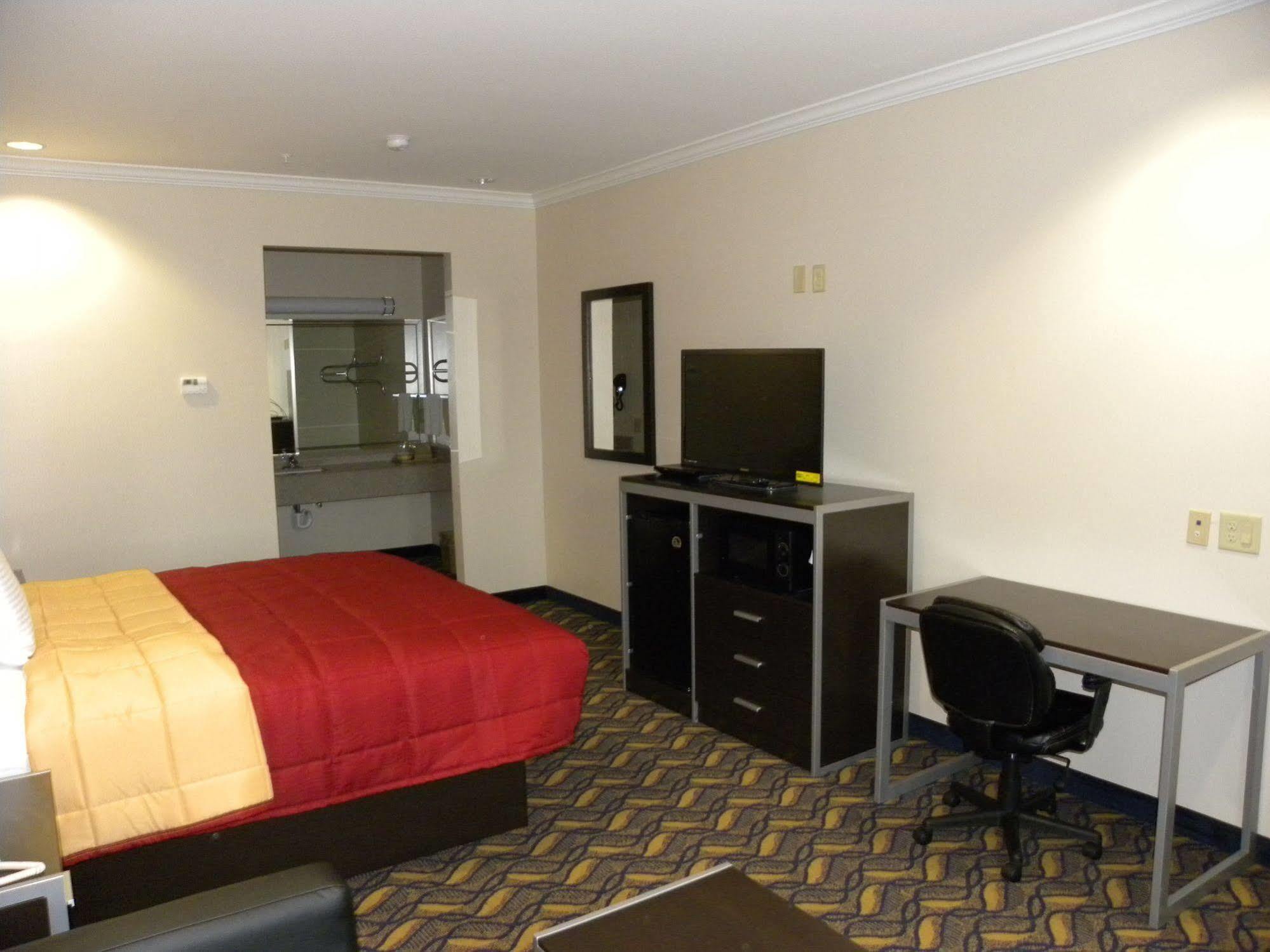 האמבל Palace Inn Kingwood מראה חיצוני תמונה