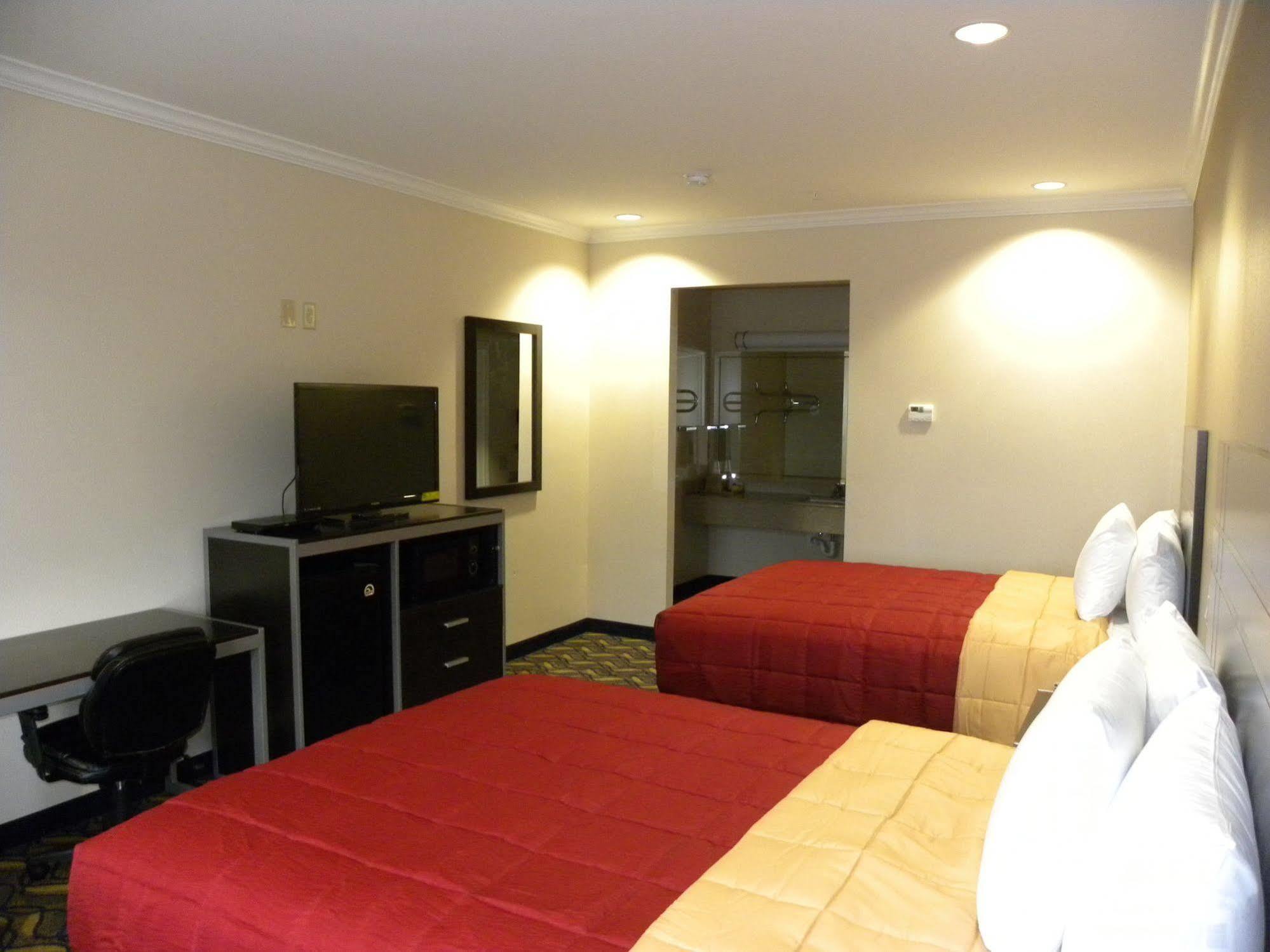 האמבל Palace Inn Kingwood מראה חיצוני תמונה